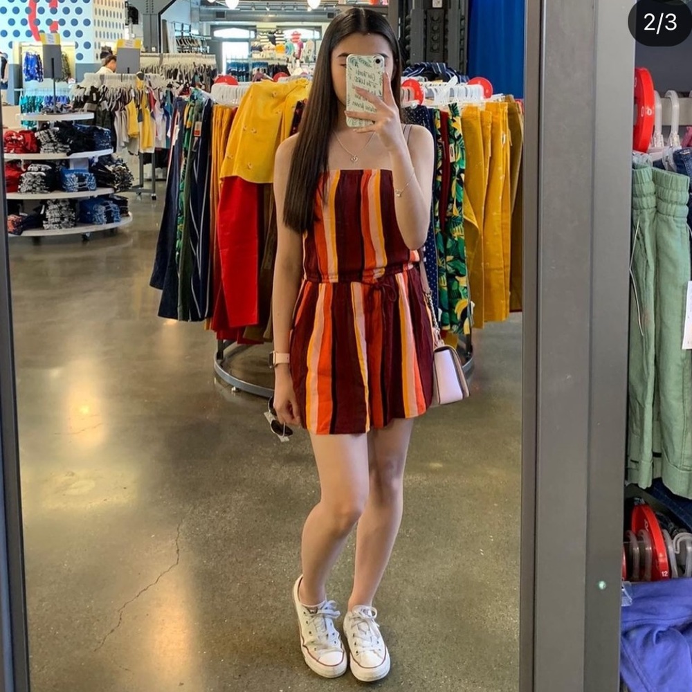 Hollister romper
